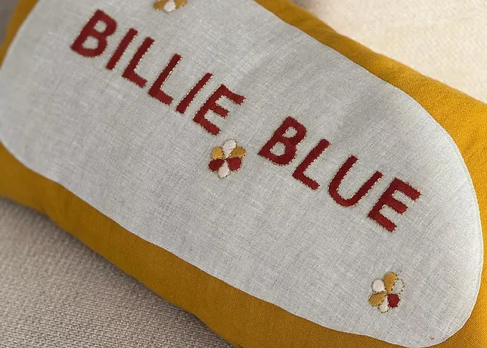 Billie Blue 아파트 *